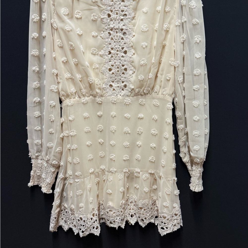 NWOT Lulu's Cream Lace Long Sleeve Dress